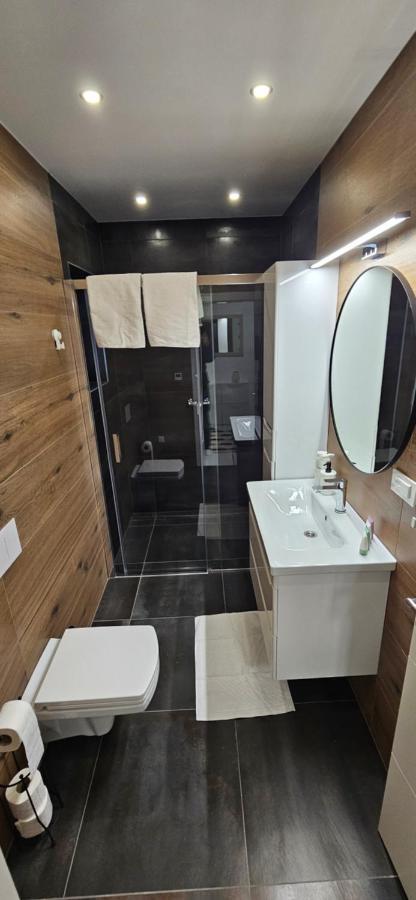 Superior Apartment Lisinski - Private Parking - 2 & 3 Bedroom Zagreb Exteriör bild
