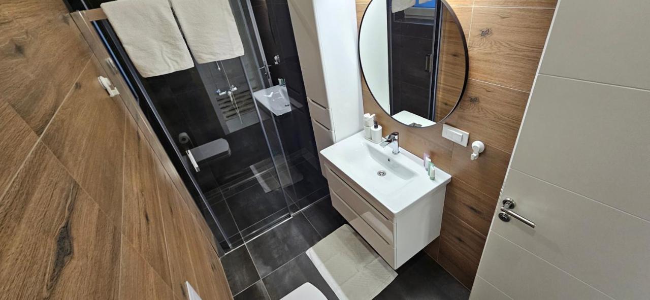 Superior Apartment Lisinski - Private Parking - 2 & 3 Bedroom Zagreb Exteriör bild