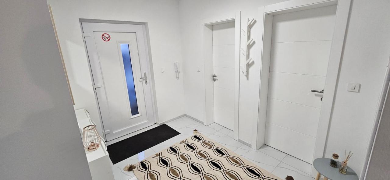 Superior Apartment Lisinski - Private Parking - 2 & 3 Bedroom Zagreb Exteriör bild